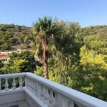 Villa Cliff Next To Hvar